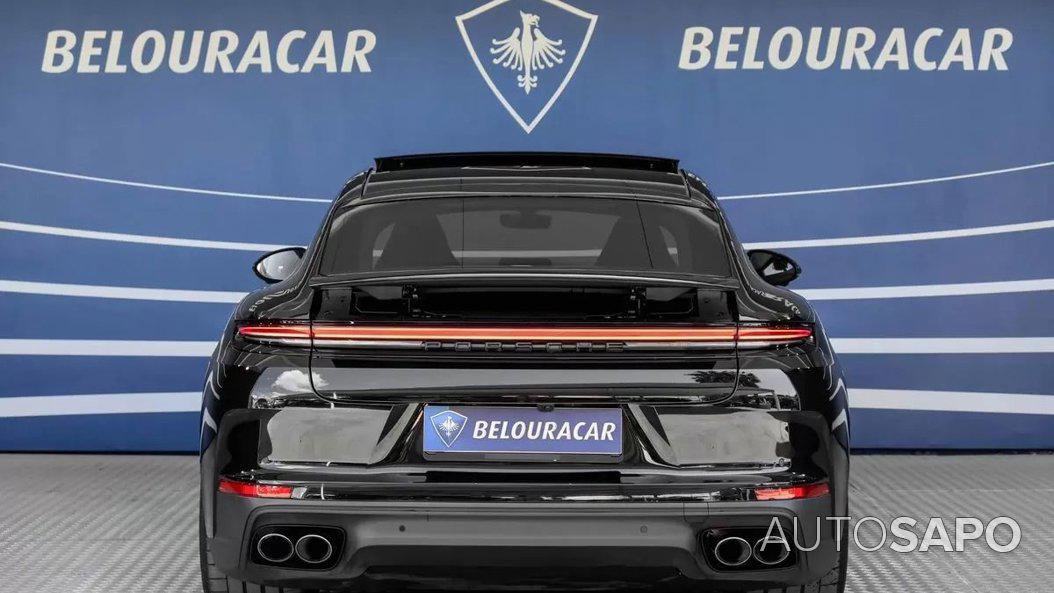 Porsche Panamera 4 E-Hybrid de 2024