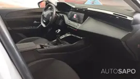 Peugeot 308 1.2 PureTech Allure Pack de 2024
