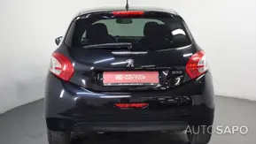 Peugeot 208 de 2014
