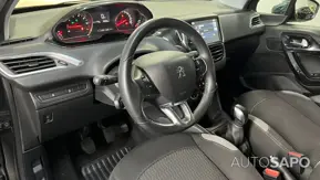 Peugeot 208 de 2014