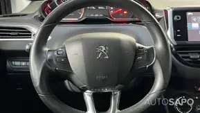 Peugeot 208 de 2014