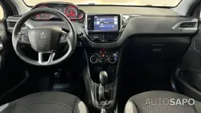 Peugeot 208 de 2014