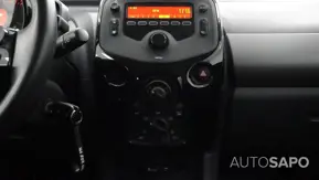 Peugeot 108 1.0 VTi Style de 2021