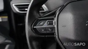 Peugeot 3008 1.2 PureTech Active Pack de 2021
