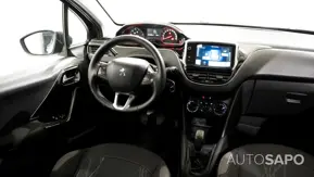 Peugeot 208 de 2014
