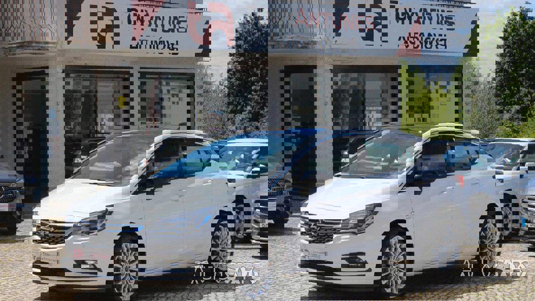 Opel Astra de 2016