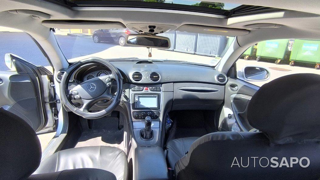 Mercedes-Benz Classe CLK 200 Kompressor Avantgarde de 2002