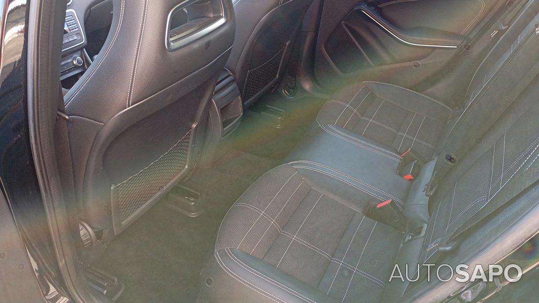 Mercedes-Benz Classe A 180 Avantgarde BlueEfficiency de 2014