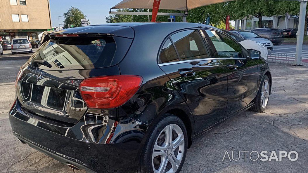 Mercedes-Benz Classe A 180 Avantgarde BlueEfficiency de 2014