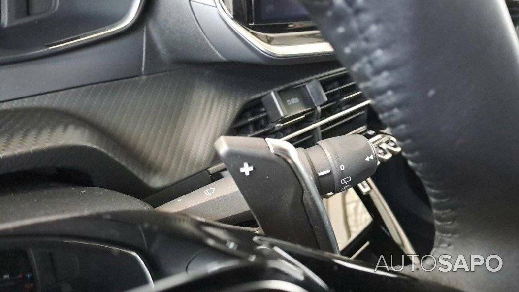 Peugeot 2008 1.2 PureTech Allure de 2024