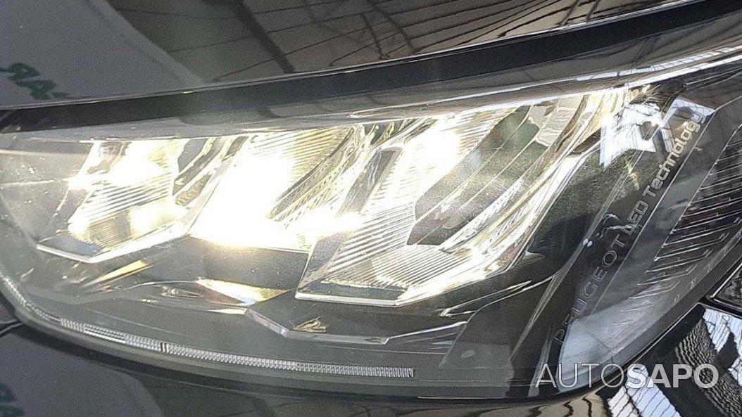 Peugeot 2008 1.2 PureTech Allure de 2024