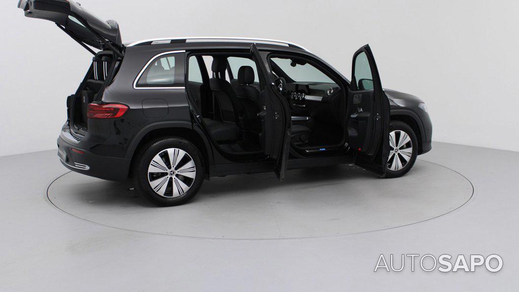 Mercedes-Benz EQB de 2024