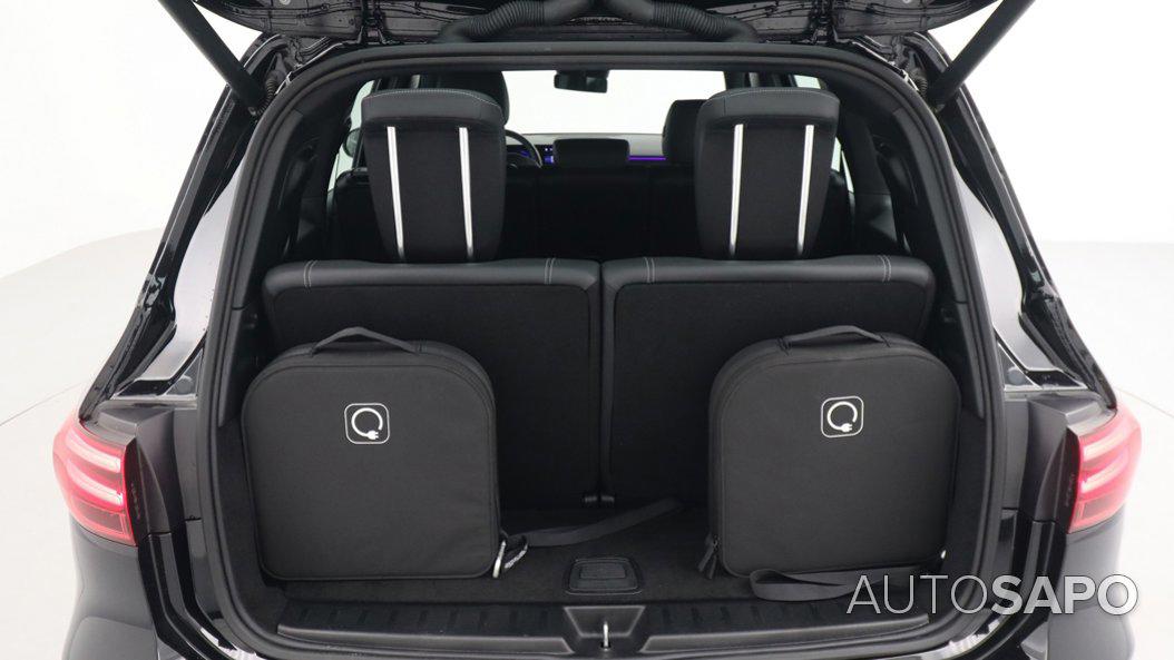 Mercedes-Benz EQB de 2024