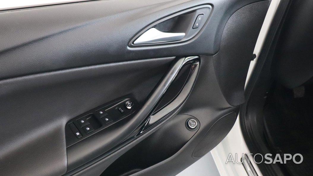 Opel Astra de 2018