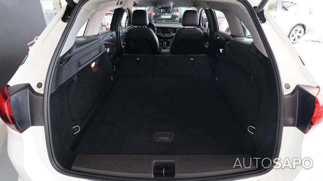 Opel Astra de 2018