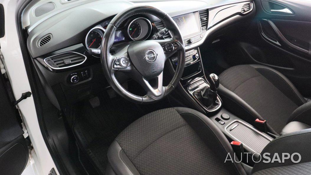 Opel Astra de 2018