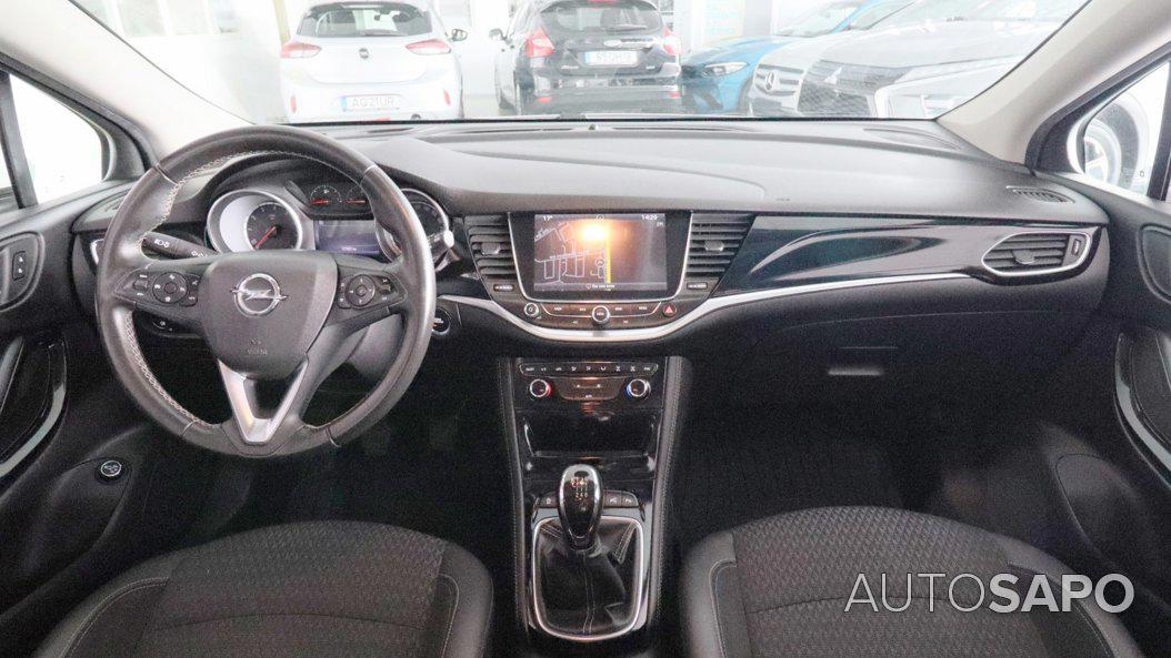 Opel Astra de 2018