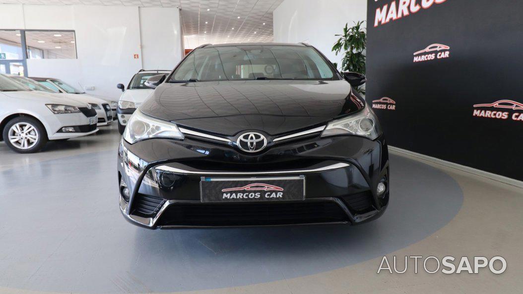 Toyota Avensis de 2016