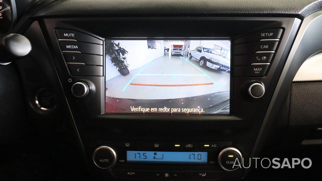 Toyota Avensis de 2016