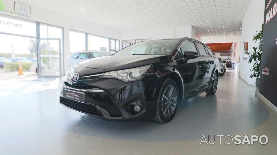 Toyota Avensis de 2016