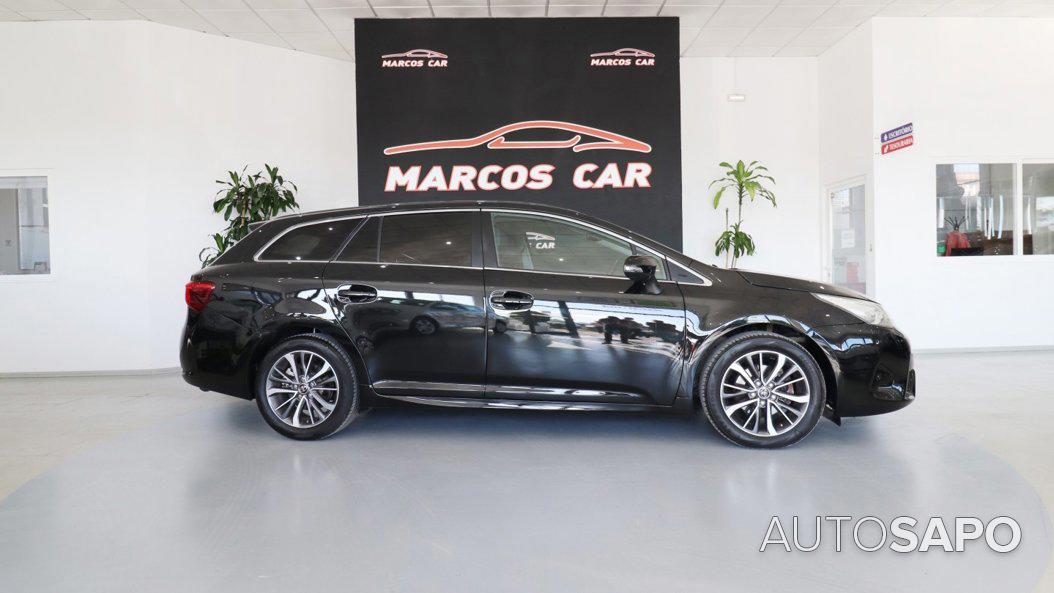 Toyota Avensis de 2016