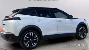 Peugeot e-2008 de 2021