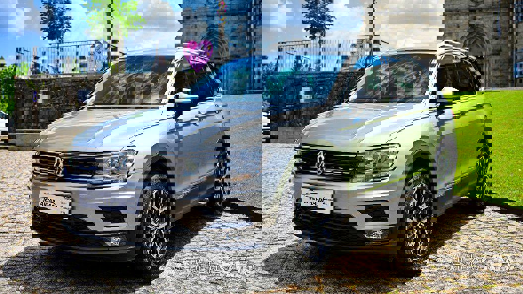 Volkswagen Tiguan 2.0 TDI Confortline DSG de 2019