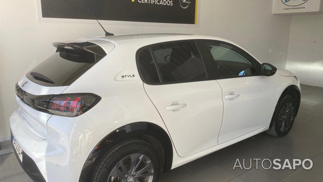 Peugeot E-208 de 2022