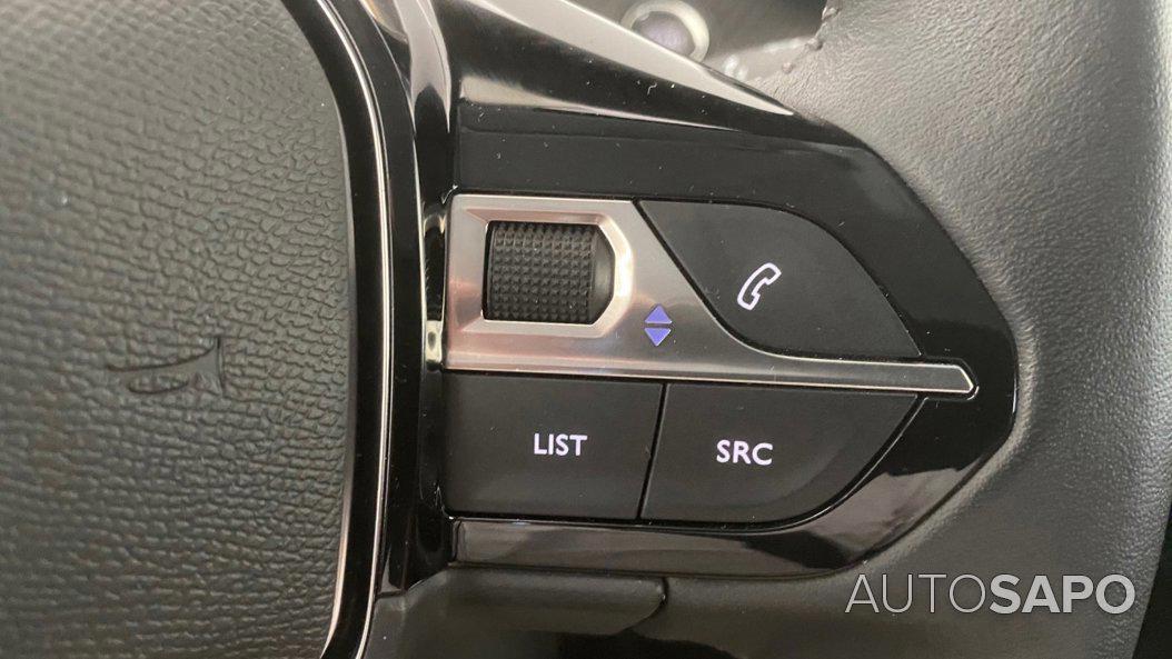 Peugeot E-208 de 2022