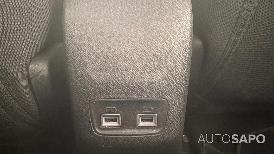 Peugeot E-208 de 2022