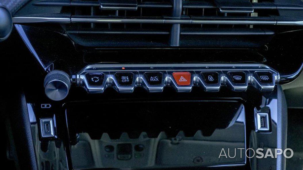 Peugeot 208 1.2 PureTech Allure Pack EAT8 de 2022