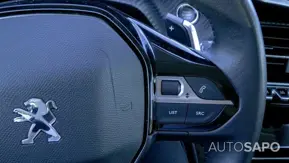 Peugeot 208 1.2 PureTech Allure Pack EAT8 de 2022