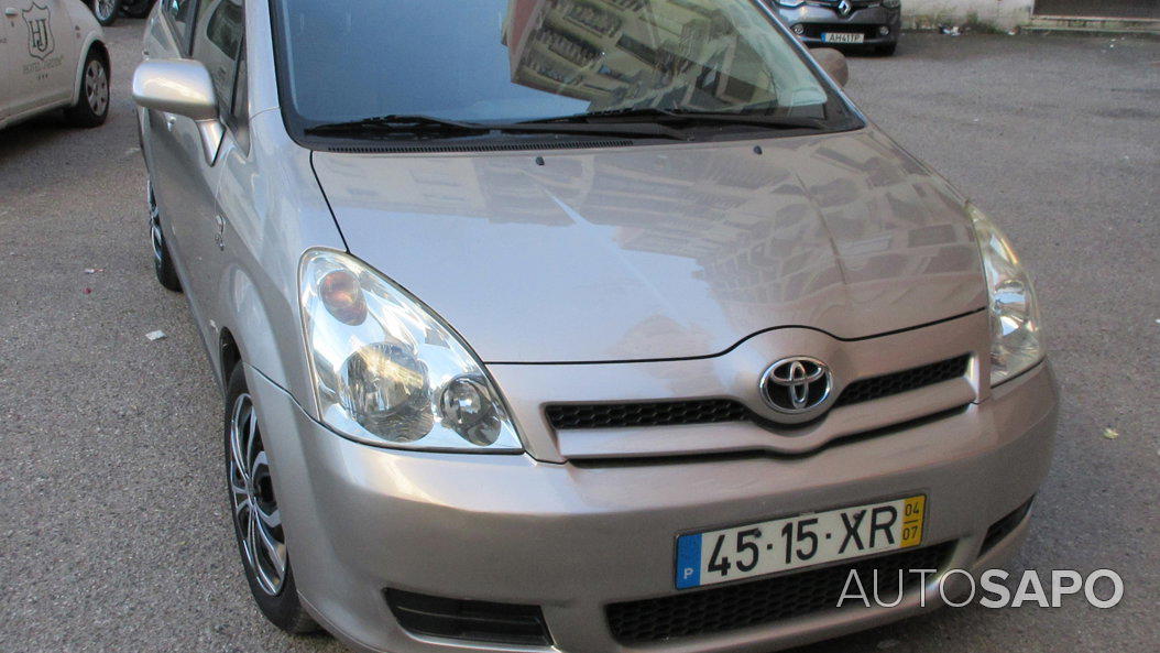Toyota Verso 2.0 D-4D Comfort de 2004