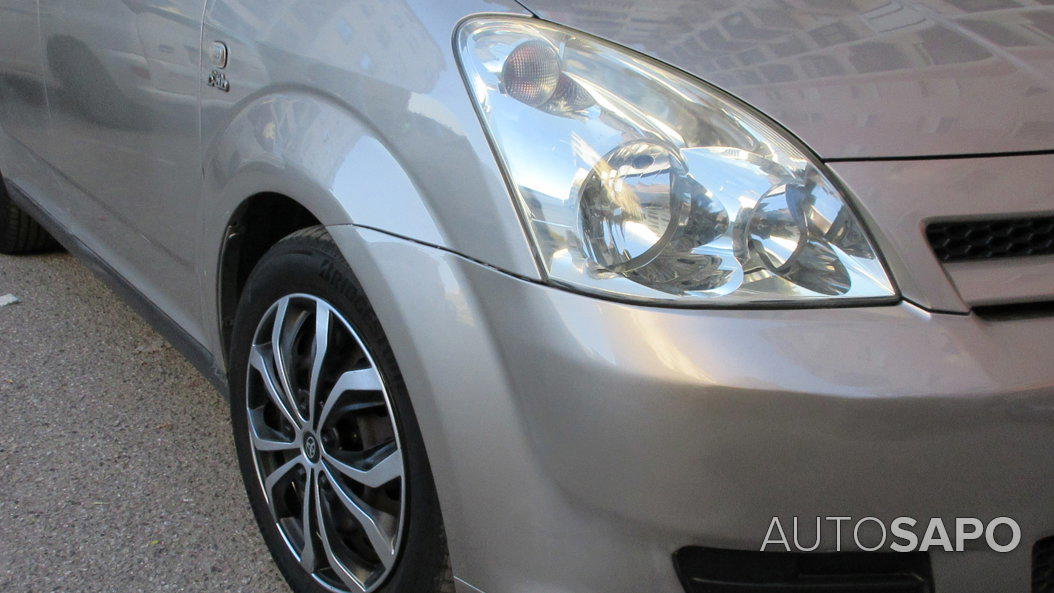 Toyota Verso 2.0 D-4D Comfort de 2004