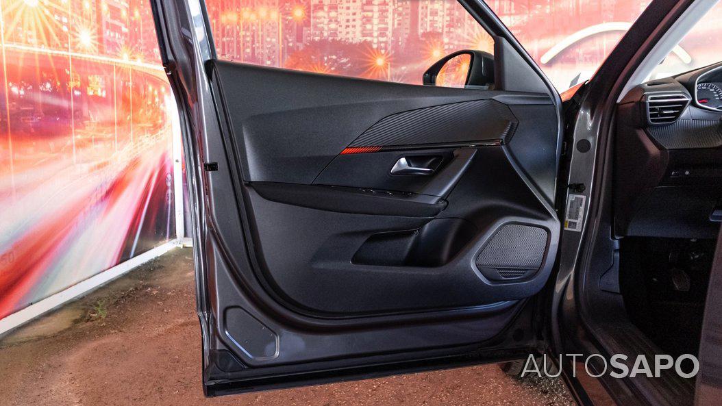 Peugeot 2008 1.2 PureTech Active de 2020
