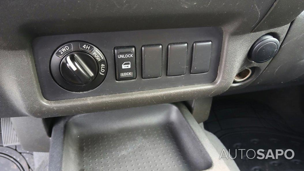 Nissan Navara 2.3 dCi KC 4WD Visia B.Dif. de 2007