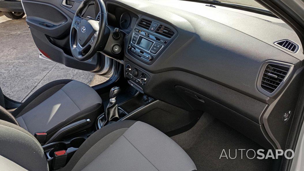Hyundai i20 1.2 Access+Bluetooth 119g de 2018