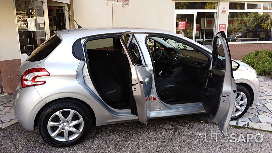 Peugeot 208 1.2 PureTech Style de 2013
