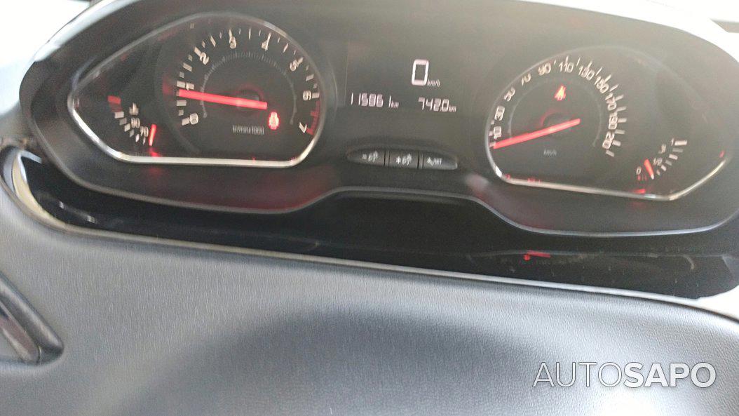 Peugeot 208 1.2 PureTech Style de 2013