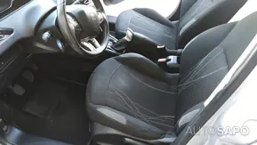 Peugeot 208 1.2 PureTech Style de 2013