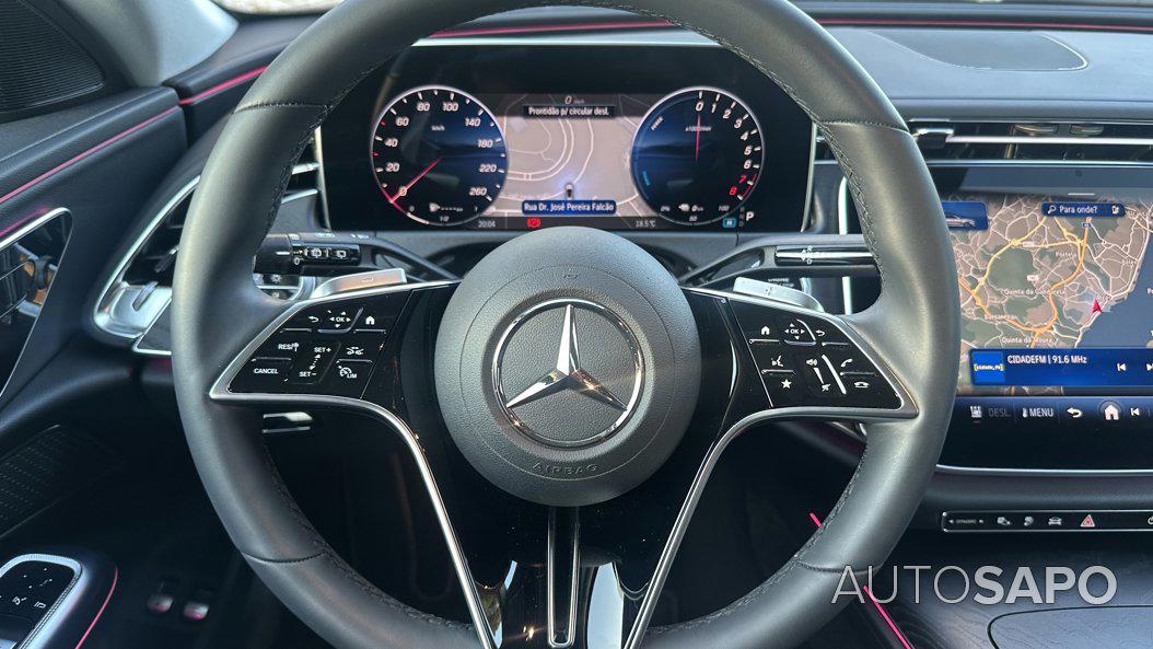 Mercedes-Benz Classe E 300 e Avantgarde de 2024