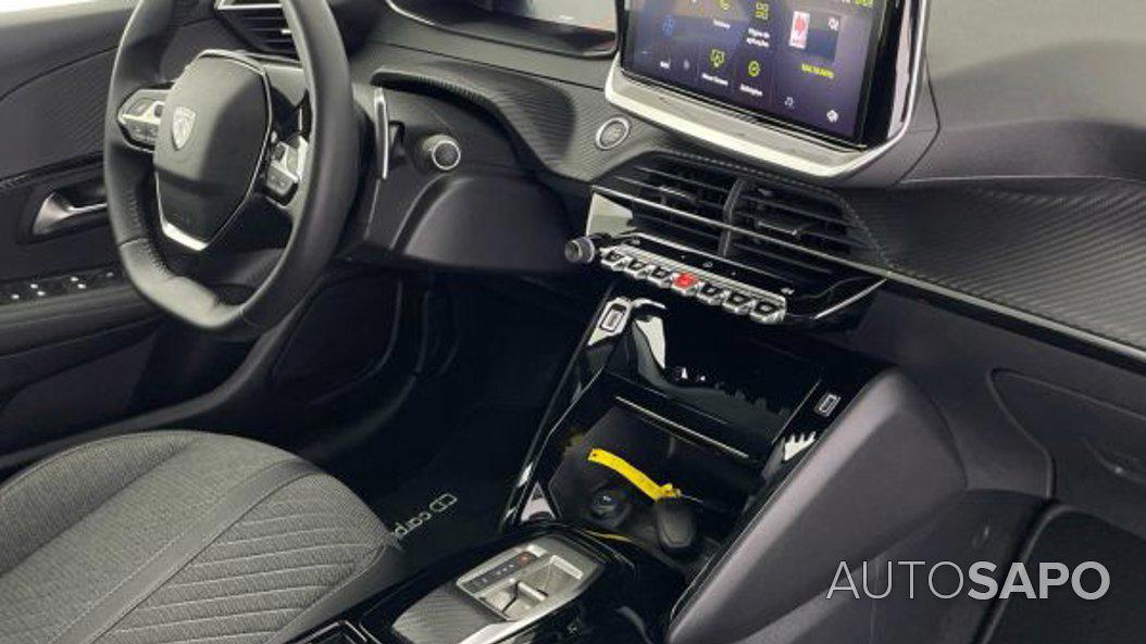 Peugeot 208 1.2 PureTech GT de 2024