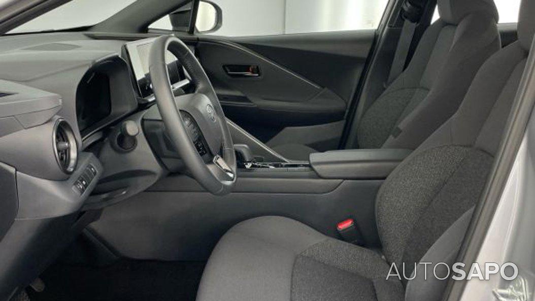 Toyota C-HR 1.8 Hybrid Comfort de 2024