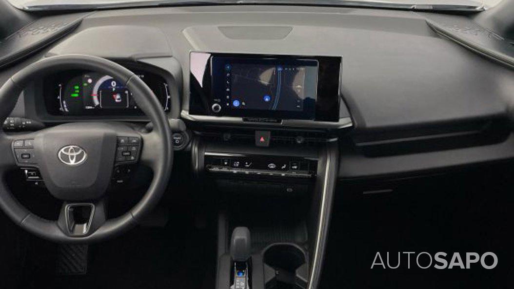 Toyota C-HR 1.8 Hybrid Comfort de 2024
