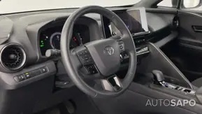 Toyota C-HR 1.8 Hybrid Comfort de 2024