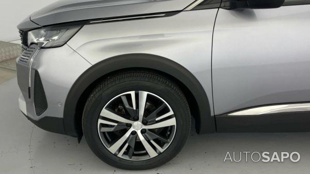 Peugeot 3008 1.2 PureTech Allure de 2021