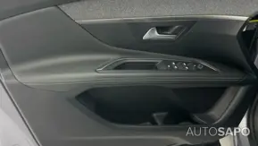 Peugeot 3008 1.2 PureTech Allure de 2021