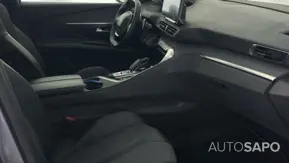 Peugeot 3008 1.2 PureTech Allure de 2021