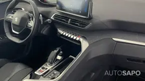 Peugeot 3008 1.2 PureTech Allure de 2021