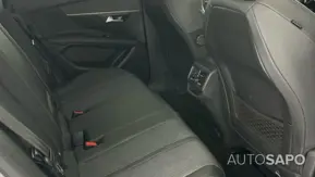 Peugeot 3008 1.2 PureTech Allure de 2021